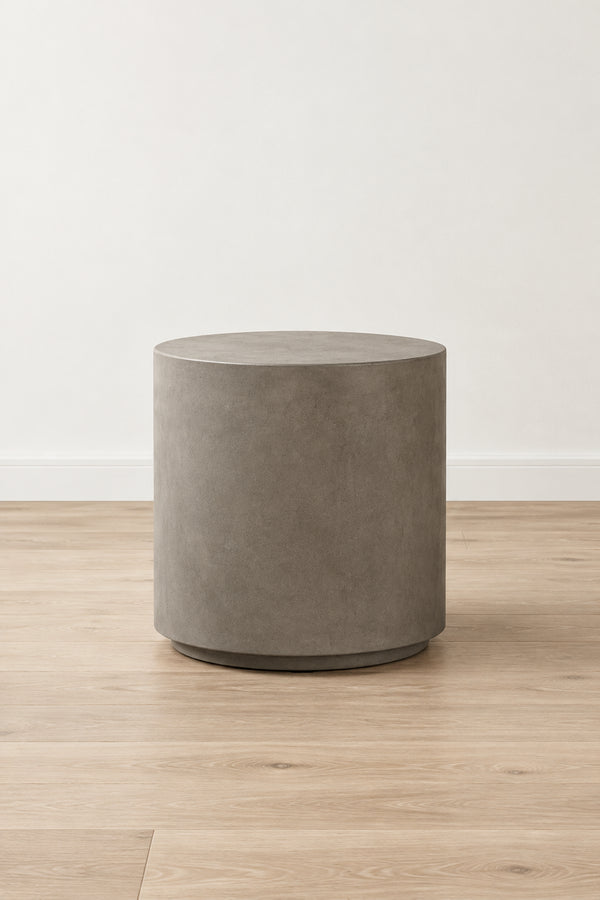 Table d'appoint ronde en béton gris, extérieur